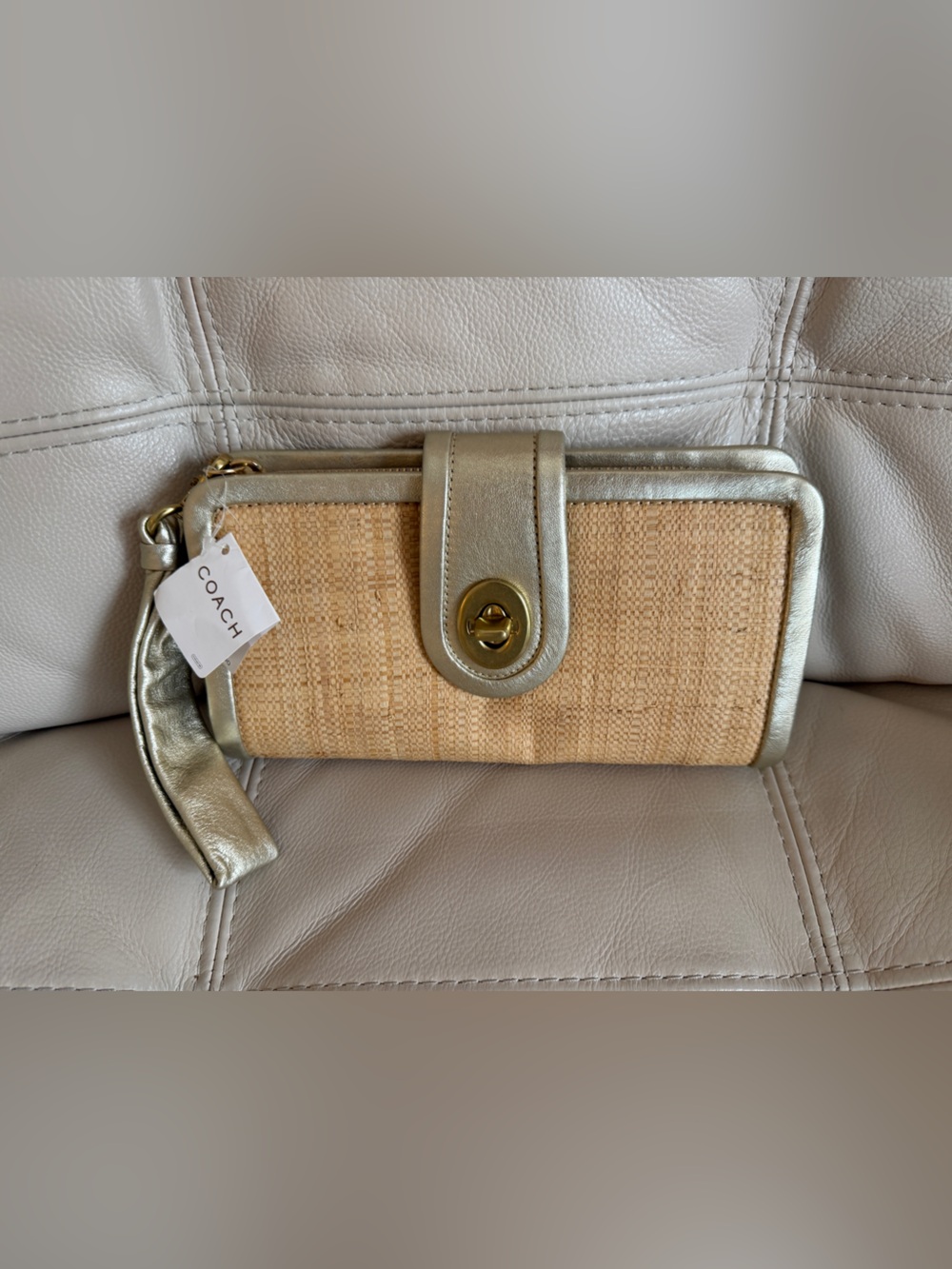 Nwt Coach Summer Straw Wristlet with Metallic leather Gold Trim 42474